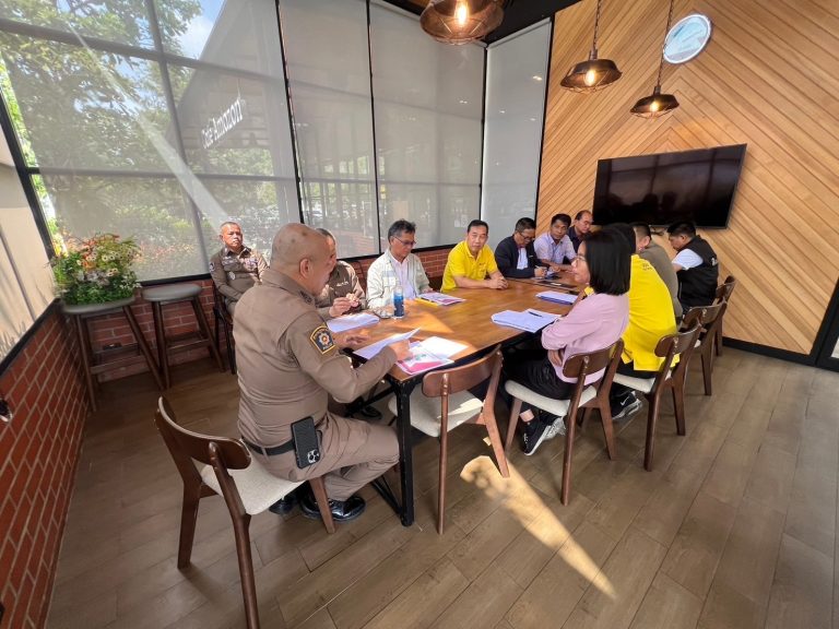 LINE_ALBUM_ประชุมตามมาตรการป้องกันเหตุฯ_240621_2